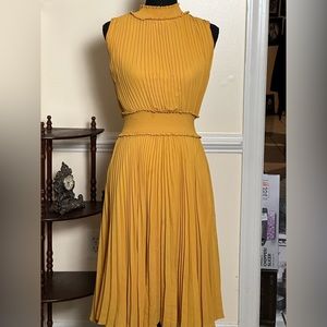 High Neck Solid Pleated Sleeveless Dress